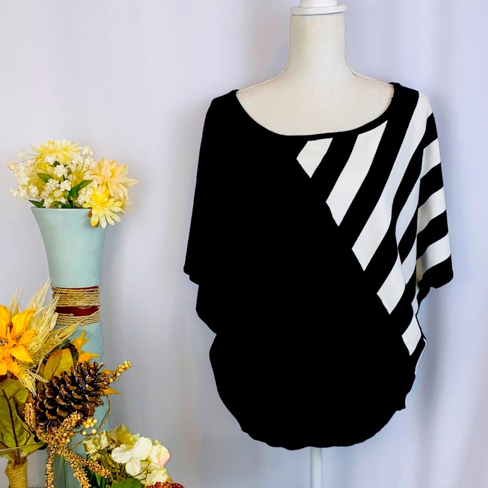 Grace XL Black and White Blouse
